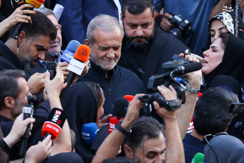 آمریکا به هیچ یک از خبرنگاران و عکاسان همراه رئیسجمهور ویزا نداد آمریکا به هیچ یک از خبرنگاران و عکاسان همراه رئیسجمهور ویزا نداد