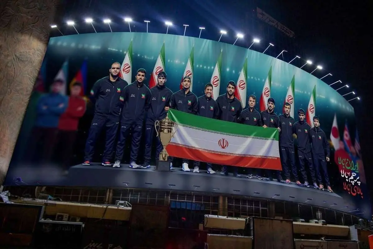 دیوارنگاره جدید میدان ولیعصر +عکس دیوارنگاره