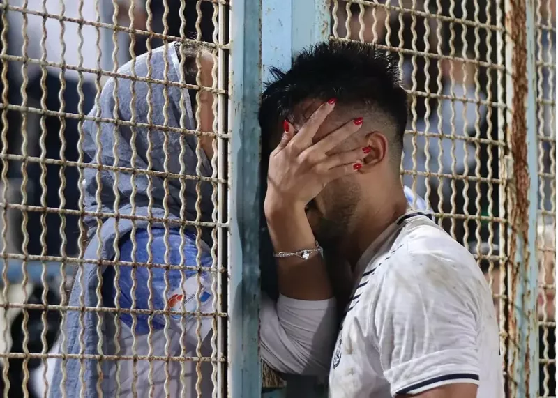 عکس| قاب عاشقانه‌ای که دیروز سن سیروس را زیباتر کرد