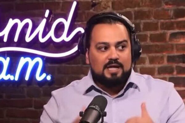 حمله تند مجری شبکه من و تو به شرکت کنندگان کنسرت بانی در لس آنجلس: گاو هستید