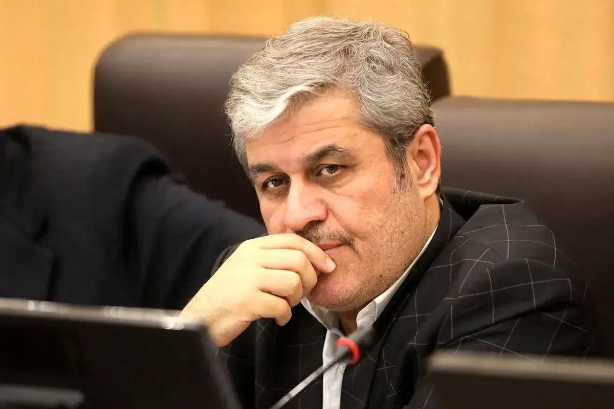 تاجگردون: احمدی‌نژاد خودش ردیف‌های حذف بودجه را تیک می‌زد، پزشکیان هم اعلام کند