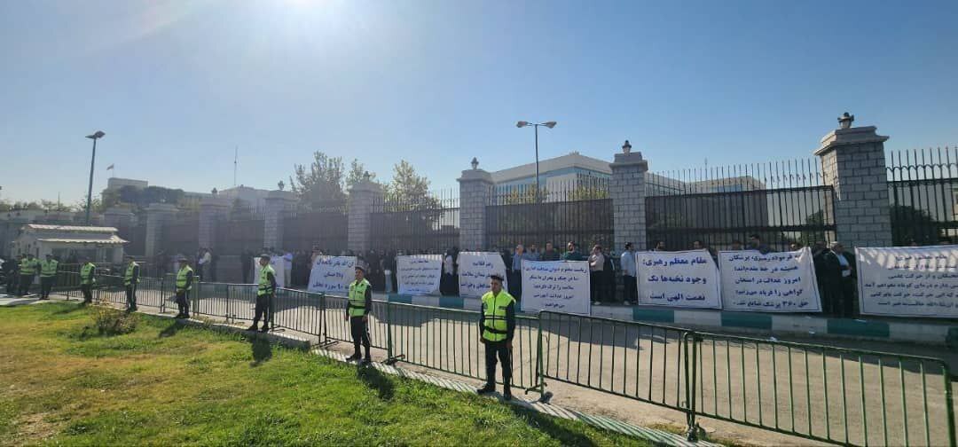 اعتراض رزیدنت ها