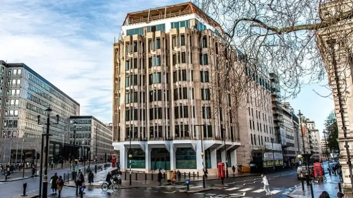 مصادره ساختمان مجلل شرکت نفت ایران در لندن