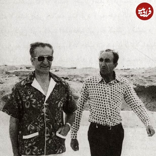 عکسی از اسدالله علم درحال قدم زدن با محمدرضا پهلوی؛ دهه ۴۰ عکسی از اسدالله علم درحال قدم زدن با محمدرضا پهلوی؛ دهه ۴۰