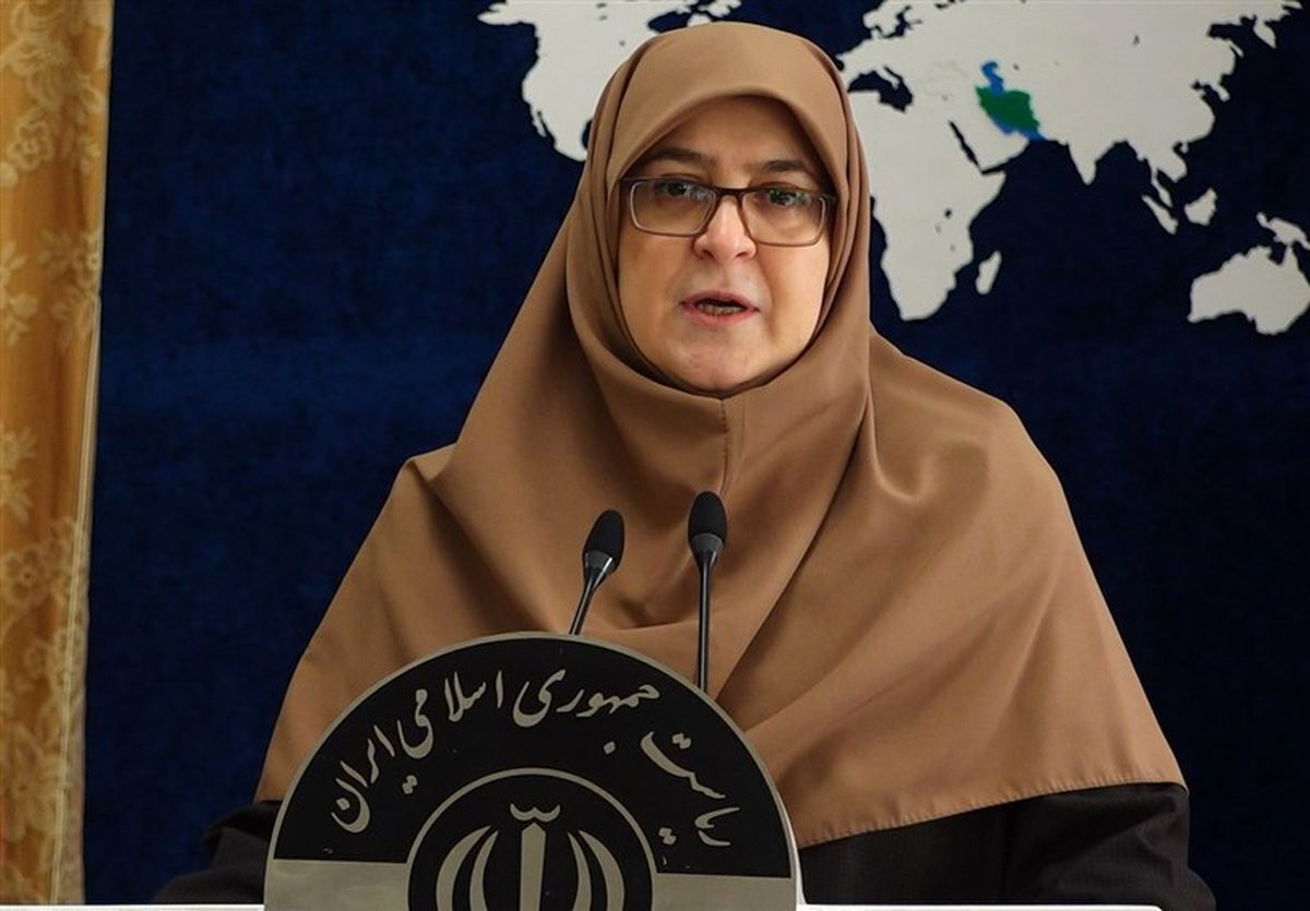 ببینید| نشست سخنگوی دولت به دلیل بد شدن‌ حال‌ مهاجرانی قطع شد