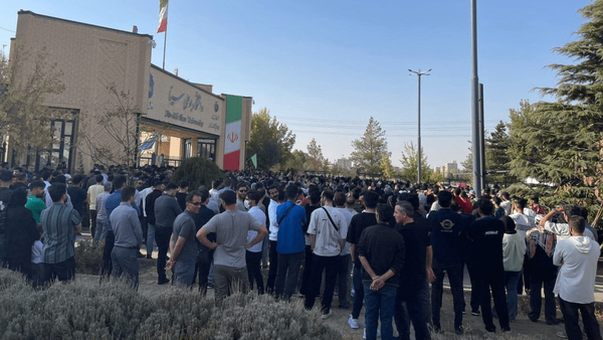 ببینید| تجمع اعتراضی در دانشگاه بوعلی‌سینا بخاطر تعرض دانشجویان عراقی