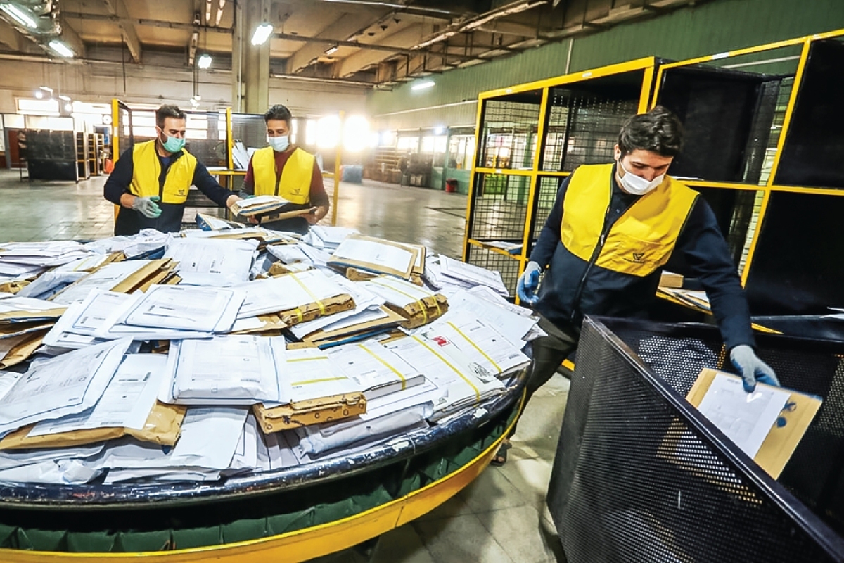 سامانه «نشانی» در کانون مناقشه | جوان: کاسبی غیرقانونی پست و ثبت احوال از جیب مردم سامانه نشانی