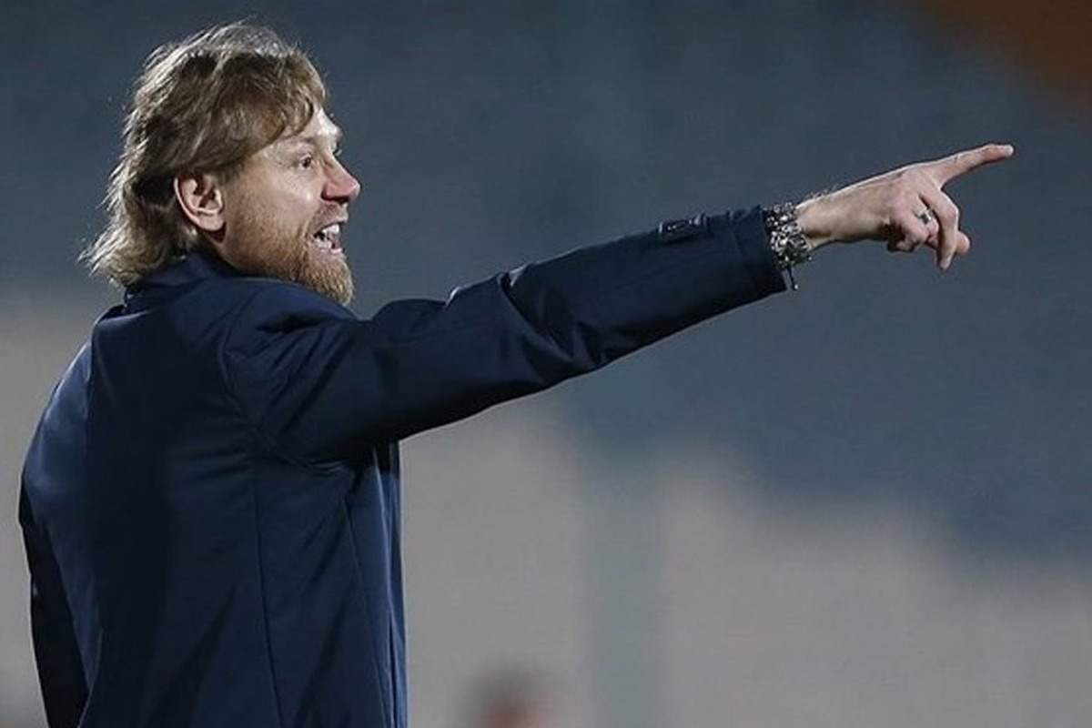 سرمربی روسیه: بی‌احترامی نباشد، بولیوی تکنیکی‌تر از ایران است!