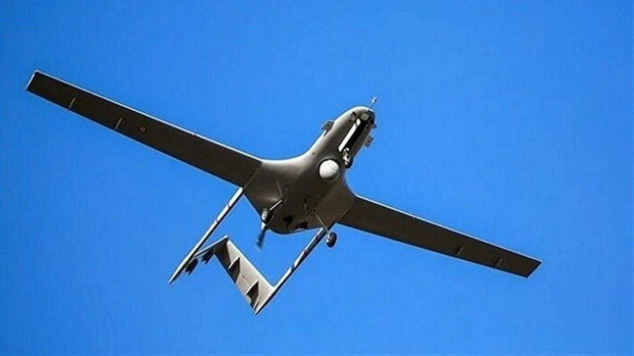 بسته شدن حریم هوایی محل فرودگاه تیم ملی فوتبال ایران به دلیل تهدید «پهپادها»