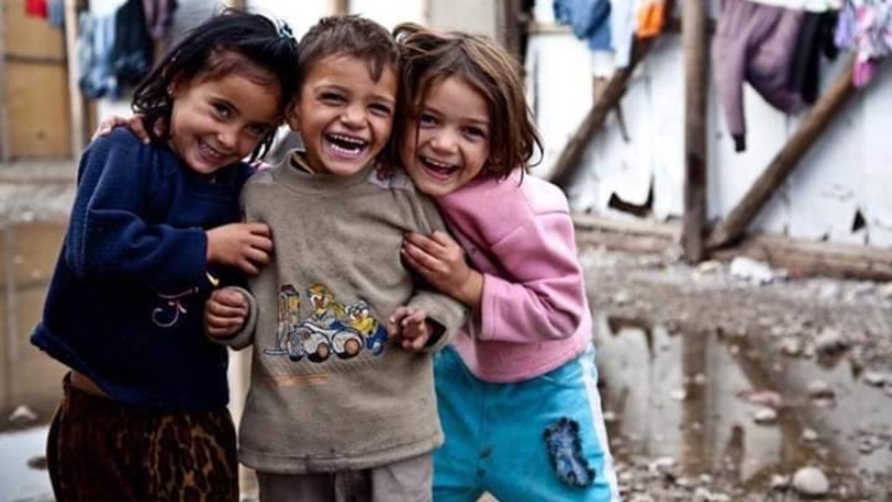 ببینید| لبخندهای کودکان غزه پس از دو سال جنگ و ویرانی ببینید| لبخندهای کودکان غزه پس از دو سال جنگ و ویرانی