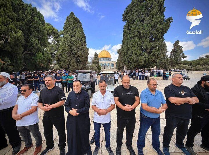 نخستین نماز جمعه در غزه پس از آتشبس+ عکس نخستین نماز جمعه در غزه پس از آتشبس+ عکس