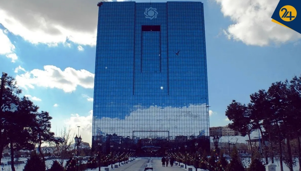 شکست سیاست سیگنال کاهشی بانک مرکزی به بازارها در حراج سکه| وقتی فرزین به جای کمک به اقتصاد مولد برای بورس رقیب میتراشد! شکست سیاست سیگنال کاهشی بانک مرکزی به بازارها در حراج سکه| وقتی فرزین به جای کمک به اقتصاد مولد برای بورس رقیب میتراشد!