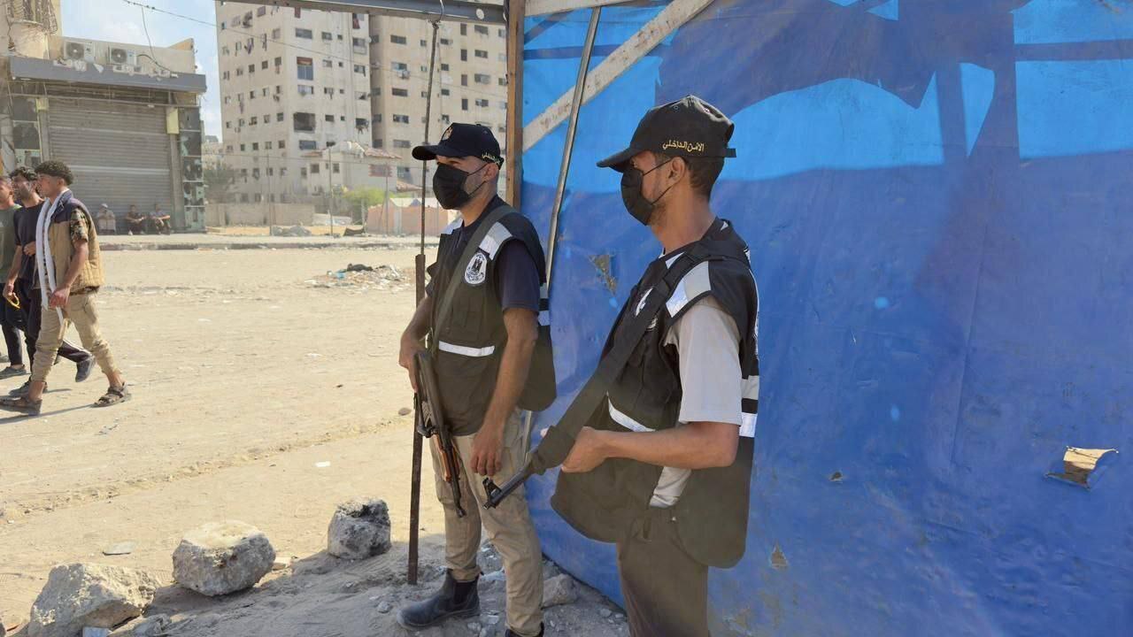 ببینید| استقرار نیرو‌های امنیت داخلی و پلیس فلسطین در غزه