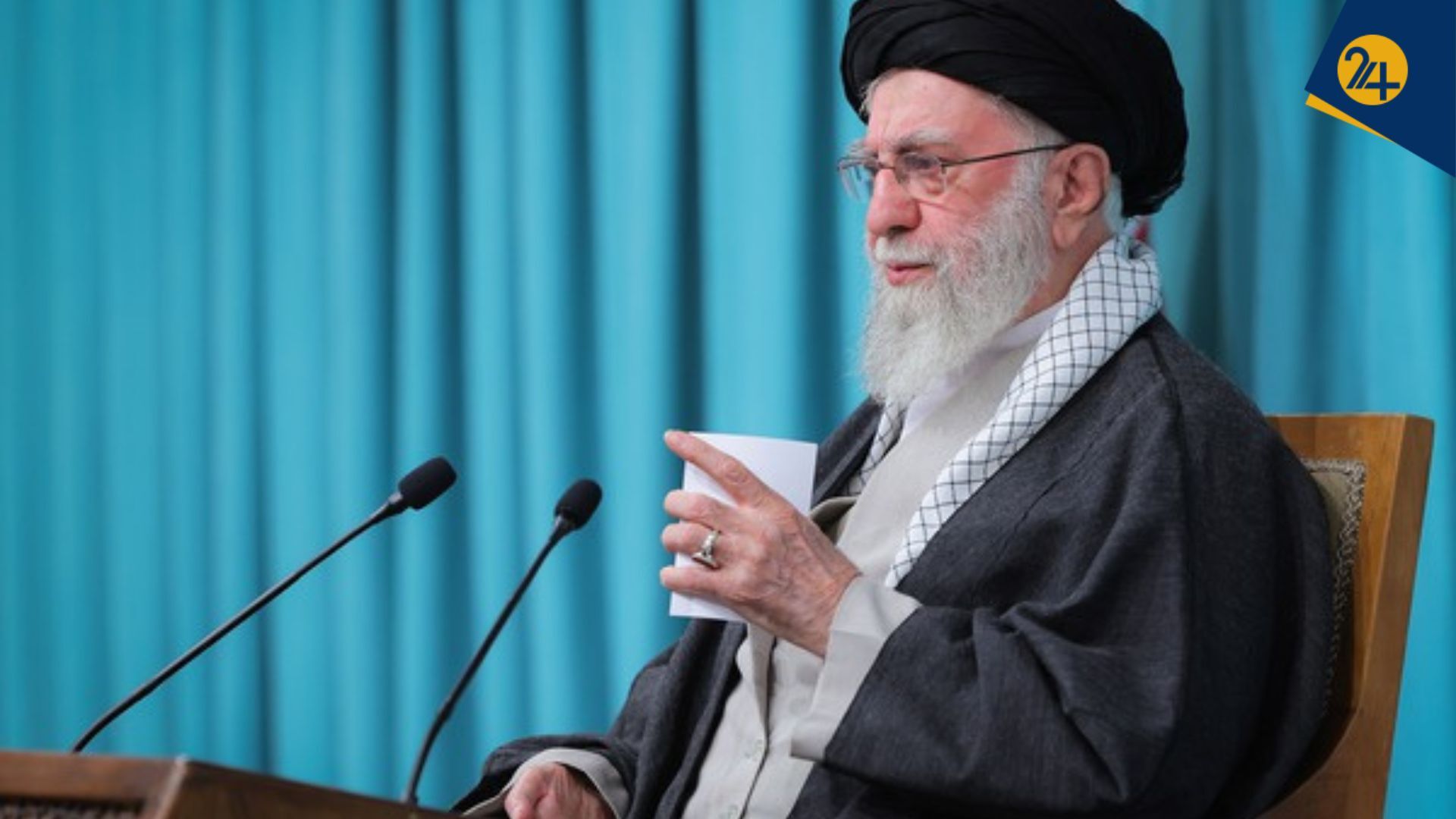 رهبر انقلاب