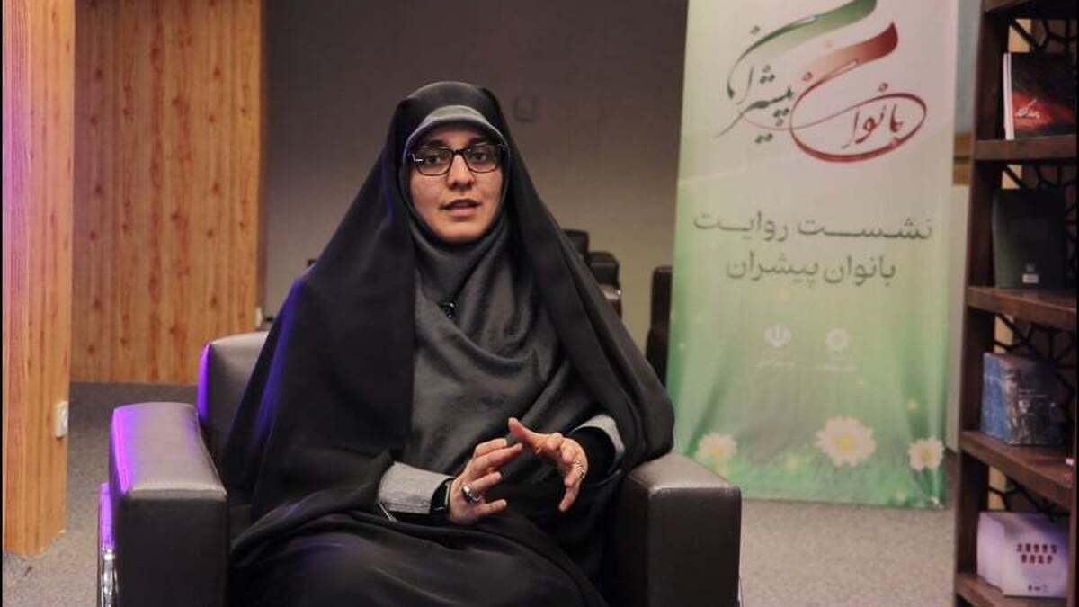 ببینید| مجری صداوسیما: بخاطر آرایش نکردن کنار گذاشته شدم!