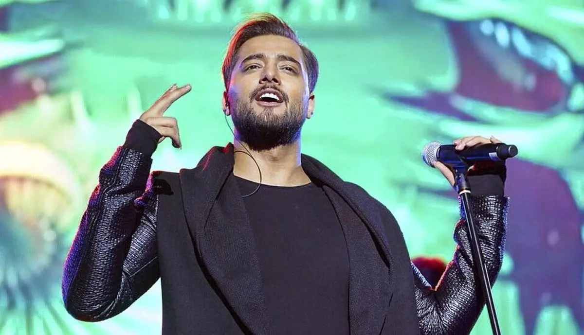 ببینید | کری‌خوانی خواننده ماکان‌بند برای استقلالی‌ها