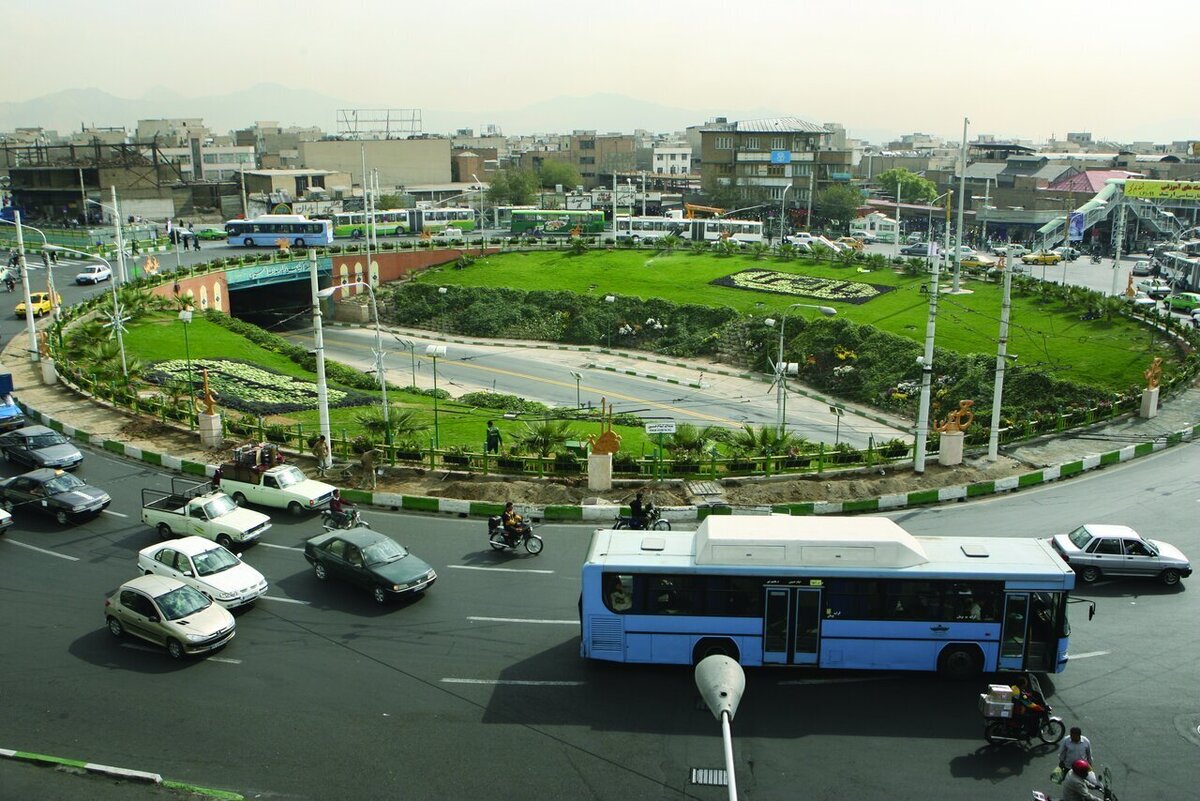 عکسی از میدان شهناز تهران در سال ۱۳۴۰