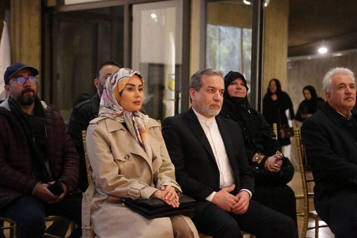 قیمت روسری لاکچری همسر عراقچی خبرساز شد +عکس