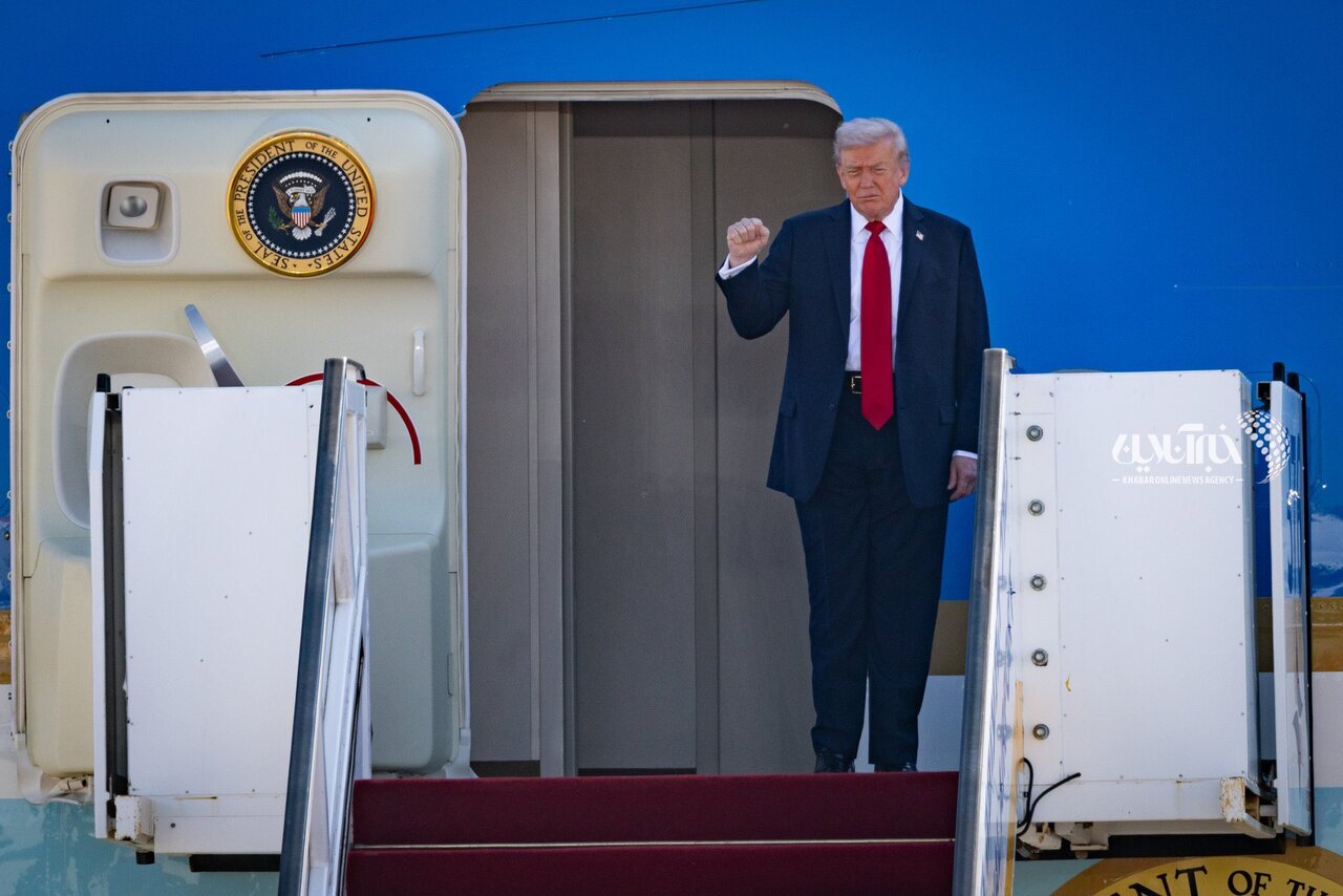 ژست ترامپ پس از ورود به اسرائیل +عکس