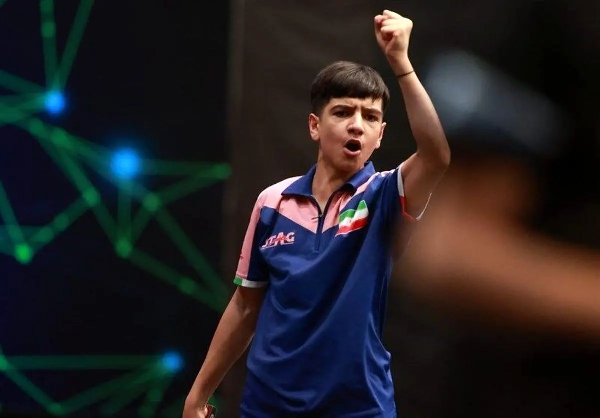 شاهکاری دیگر از بنیامین فرجی، پسر ۱۵ ساله تنیس ایران شاهکاری دیگر از بنیامین فرجی، پسر ۱۵ ساله تنیس ایران