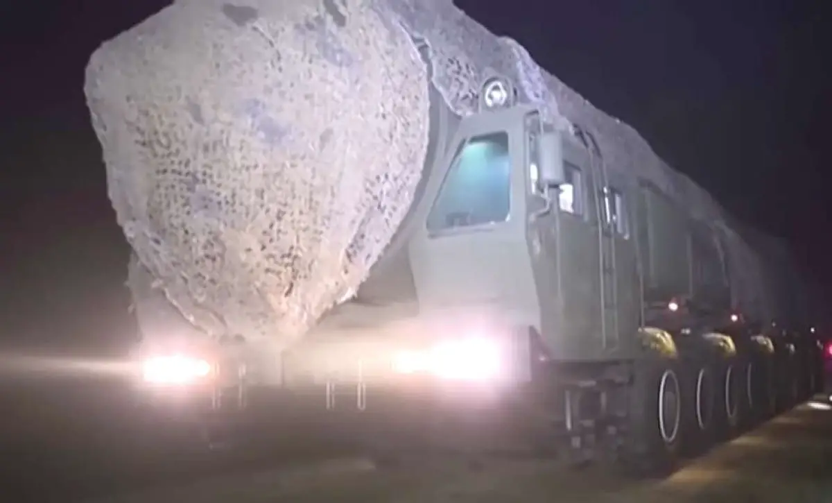 مشخصات موشک بالستیک هواسونگ-۱۹