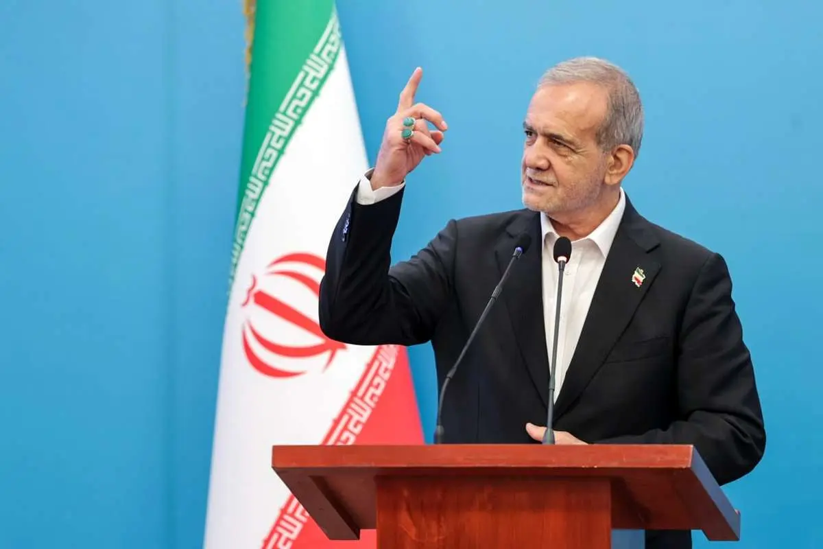 پزشکیان: من مسائل خارجی را حل میکنم، اما نگران اختلافات داخلی هستم پزشکیان: من مسائل خارجی را حل میکنم، اما نگران اختلافات داخلی هستم