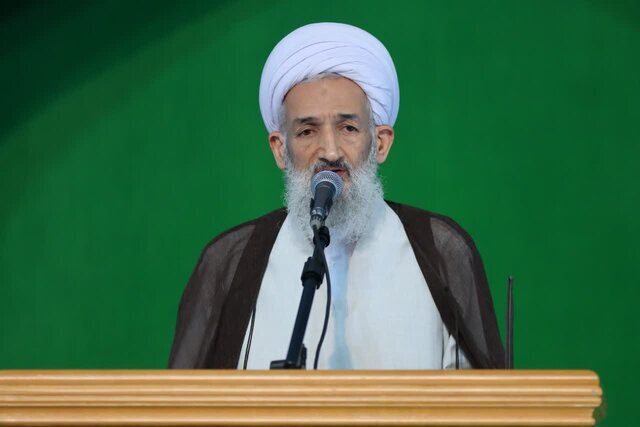 امام جمعه ساری: اجلاس شرمالشیخ مایه ننگ رییسجمهور آمریکا بود | اظهارات برخی مسئولان، زمینهساز اختلاف است امام جمعه ساری