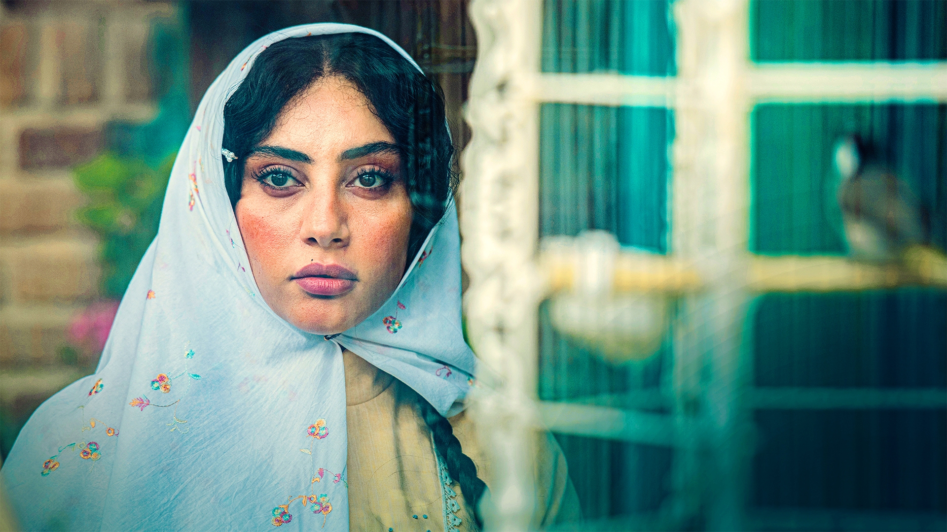 معرفی سریال بامداد خمار