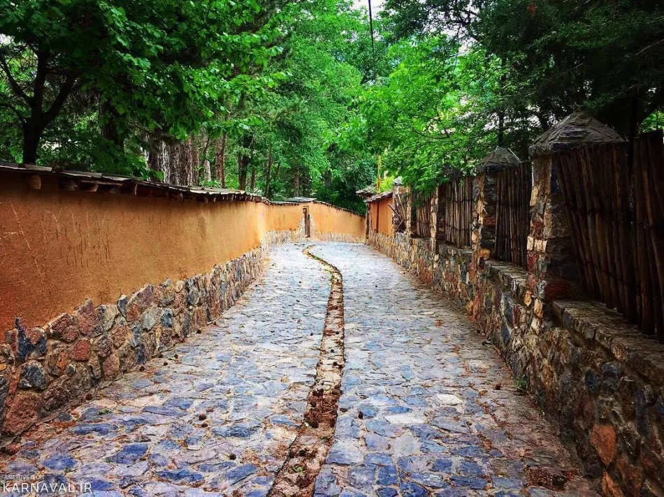 روستای کندلوس کجاست