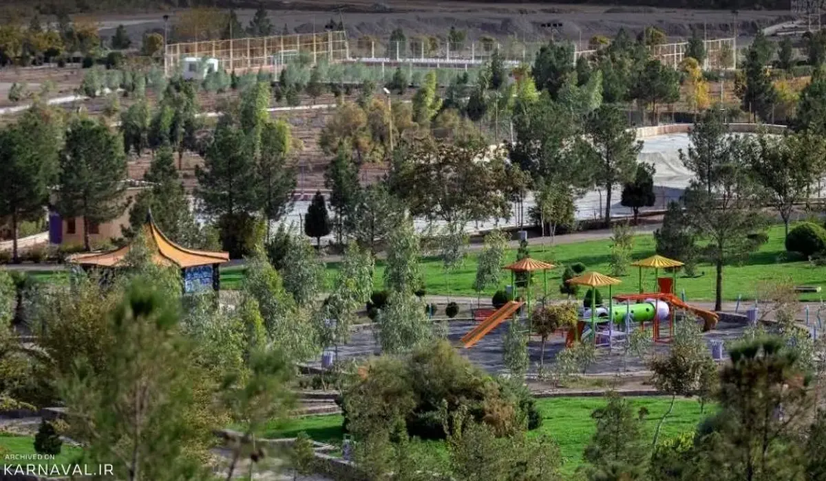 ببینید| حضور بحث برانگیز و پررنگ اتباع عرب در بوستان علوی قم!