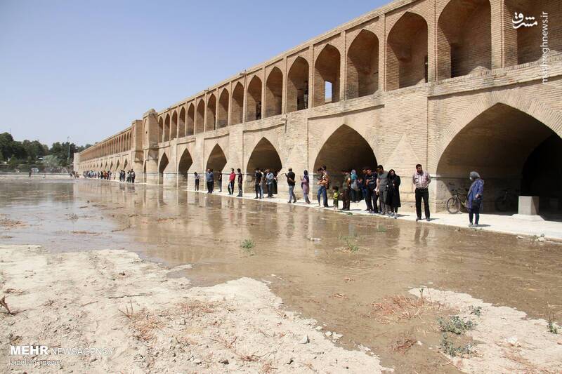سخنگوی دولت: موضوع زایندهرود در دستور کار شورایعالی آب قرار دارد زایندهرود