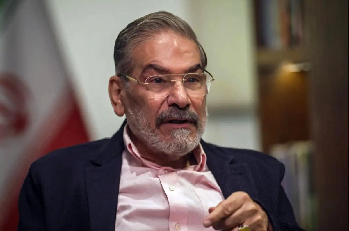 اولین اظهارنظر شمخانی پس از ماجرای فیلم عروسی دخترش: دشمن از تفرقه ما تغذیه میکند اولین اظهارنظر شمخانی پس از ماجرای فیلم عروسی دخترش: دشمن از تفرقه ما تغذیه میکند