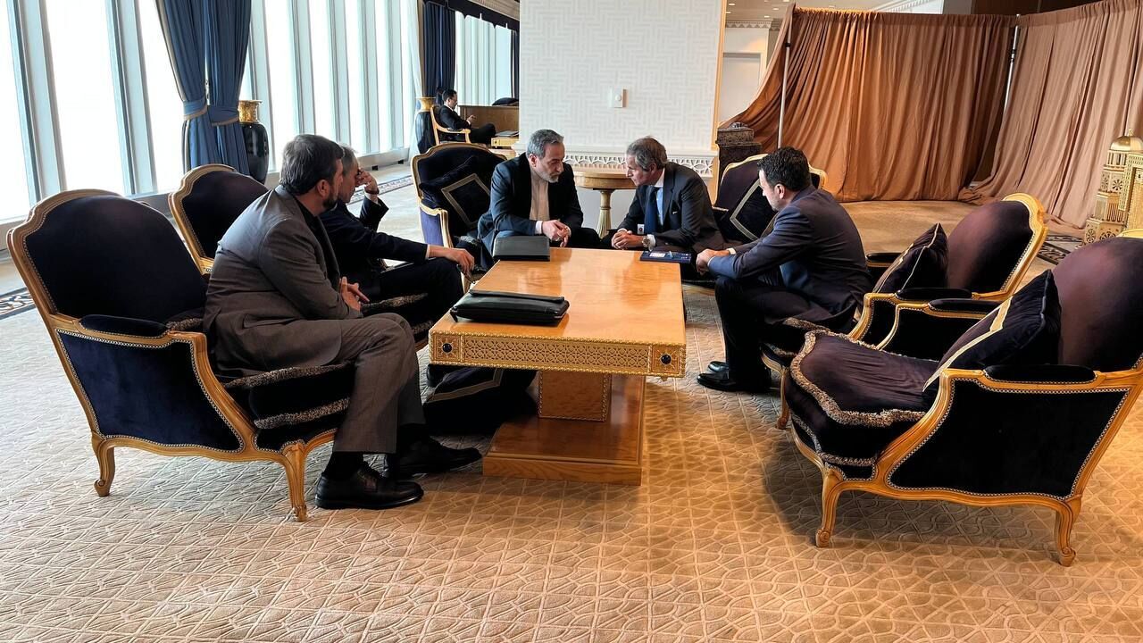 ادعای گاردین: عراقچی پیشنهاد داده که بازرسان آژانس به یکی از سایت‌های بمباران‌شده و نه همه آنها دسترسی پیدا کنند