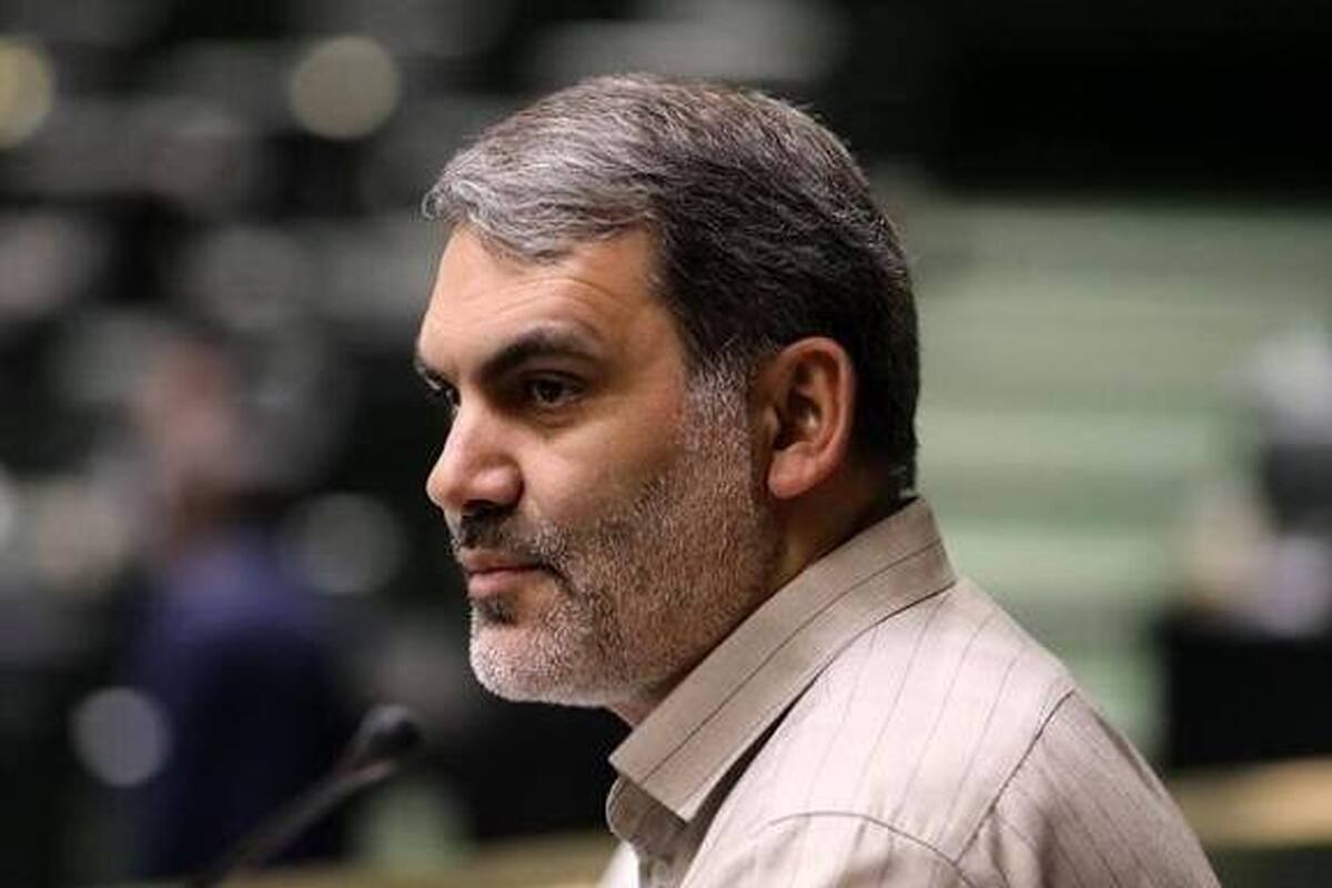 عکس| ذوق و رضایت محسن زنگنه، نماینده مجلس از اجرای اسنپ‌بک