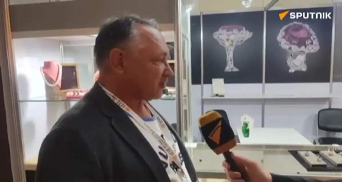 ببینید| رونمایی روسیه از گران‌ترین انگشتر جهان در امارات