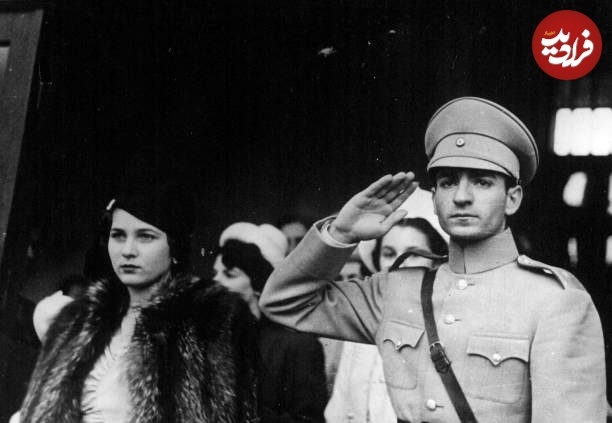 محمدرضا پهلوی در کنار همسر اول مصری اش؛ سال ۱۳۲۰ +عکس