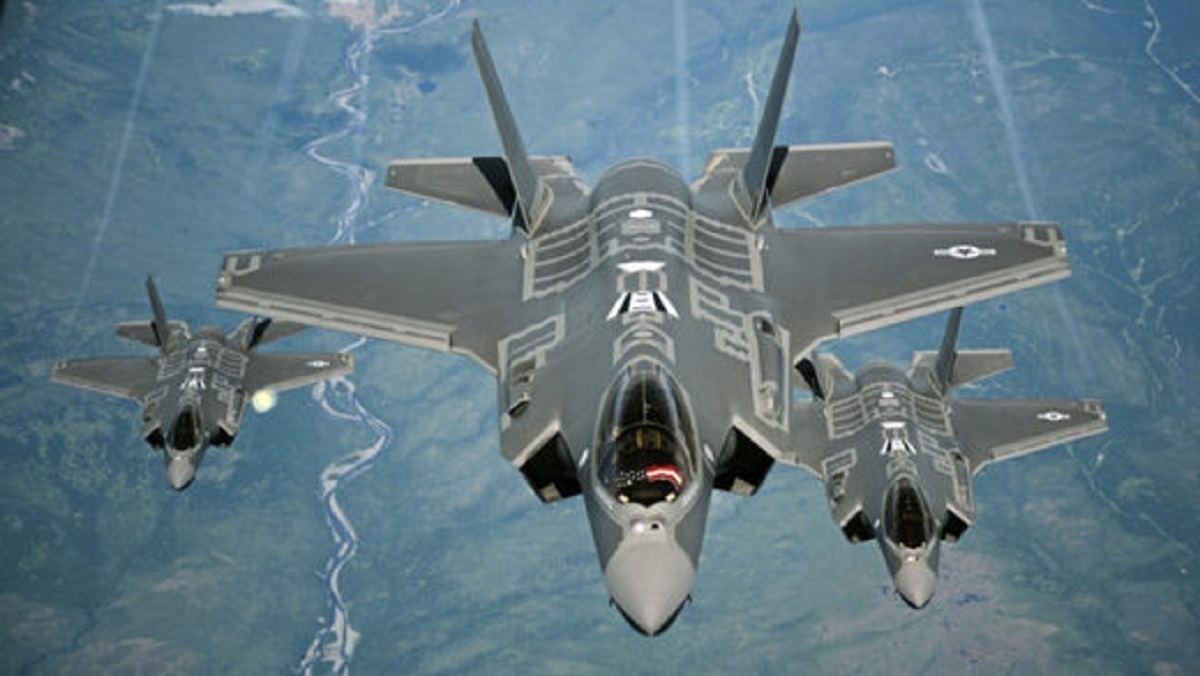 ببینید| خلبان بازنشسته‌ی نیروی هوایی ارتش: با جنگ الکترونیک، داشتن F-35 هم فایده‌ای ندارد!