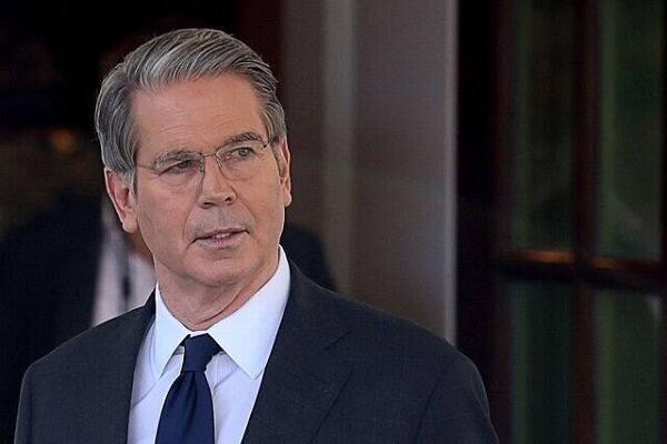 اظهارات خصمانه و ضدایرانی وزیر خزانه‌داری آمریکا درباره تحریم‌ها