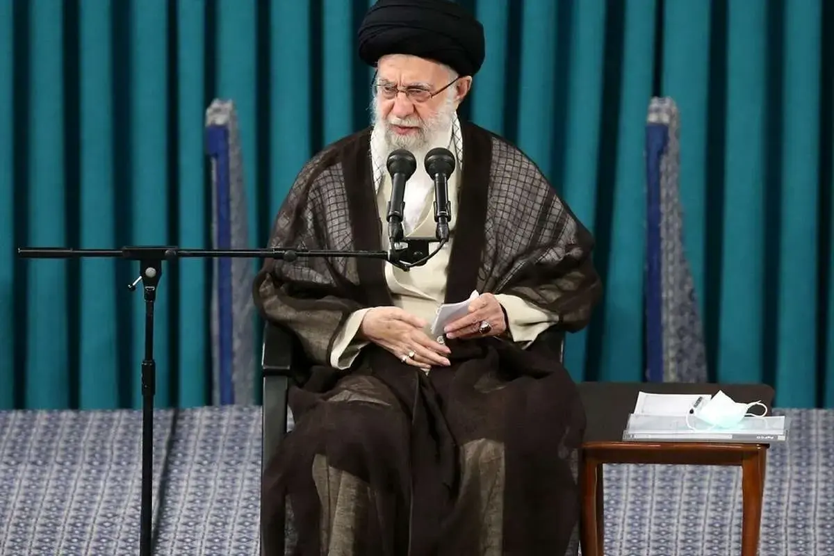 پیام رهبر انقلاب به آیت‌الله سیستانی