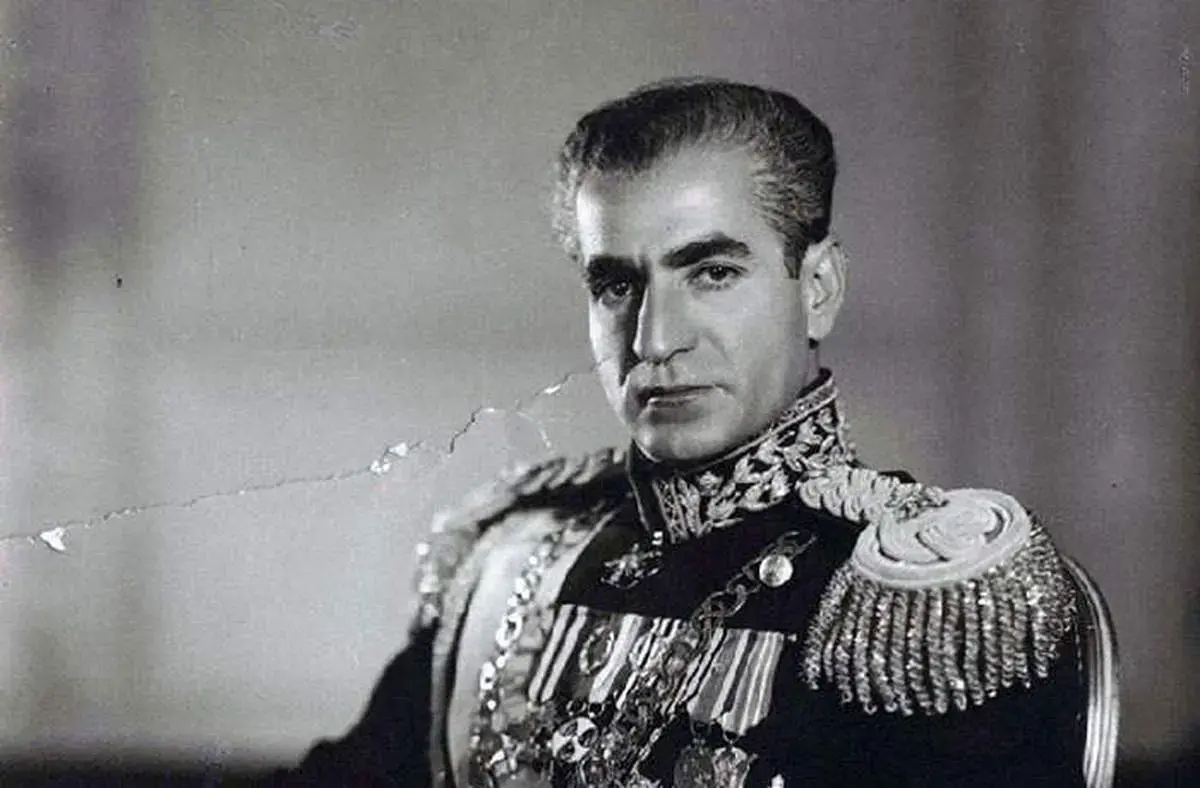 عکسی از محمدرضا پهلوی در ۶ سالگی؛ سال ۱۳۰۴