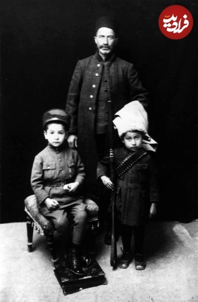 عکسی از محمدرضا پهلوی در ۶ سالگی؛ سال ۱۳۰۴