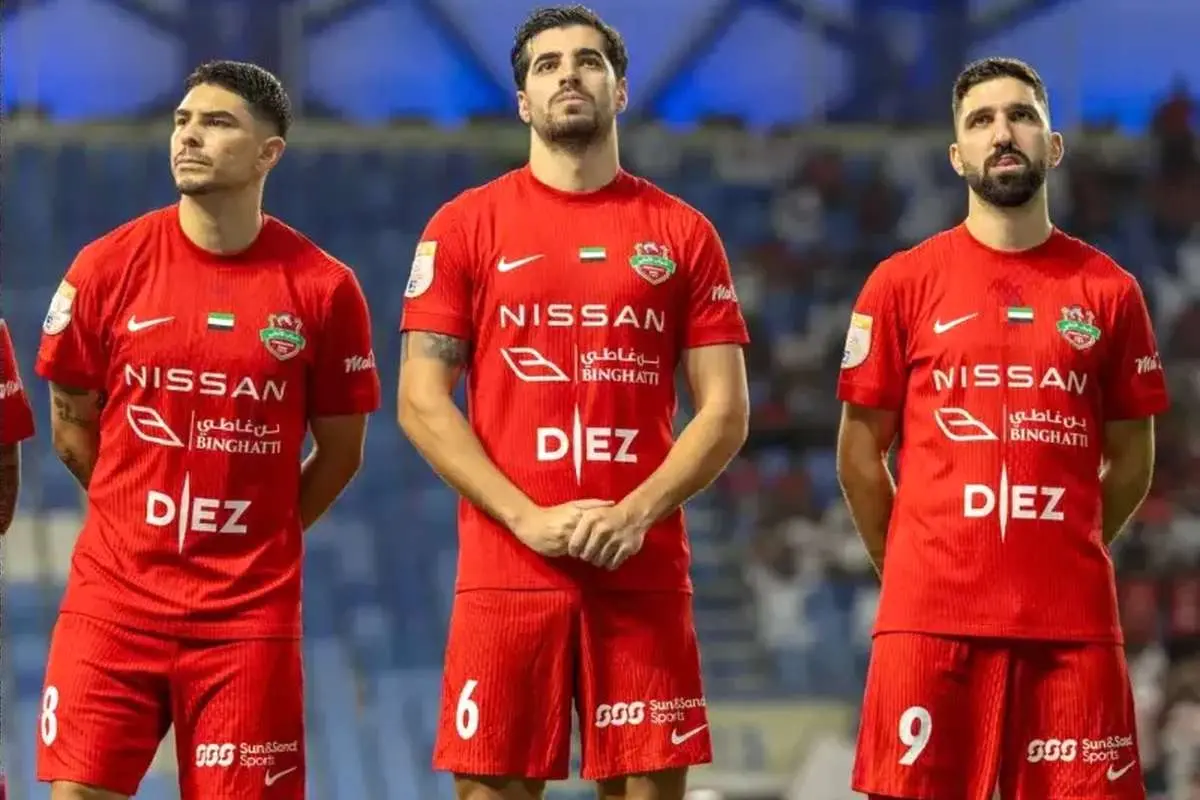 عزت‌اللهی روی پوستر شباب الاهلی برای بازی بزرگ