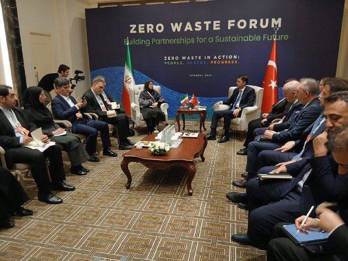 تور چهار شب و پنجروز مدیران ارشد سازمان محیط زیست به استانبول | همایش «پسماند صفر» در ترکیه با حضور «کارشناس صفر» هیأت ایرانی تور چهار شب و پنجروز مدیران ارشد سازمان محیط زیست به استانبول | همایش «پسماند صفر» در ترکیه با حضور «کارشناس صفر» هیأت ایرانی