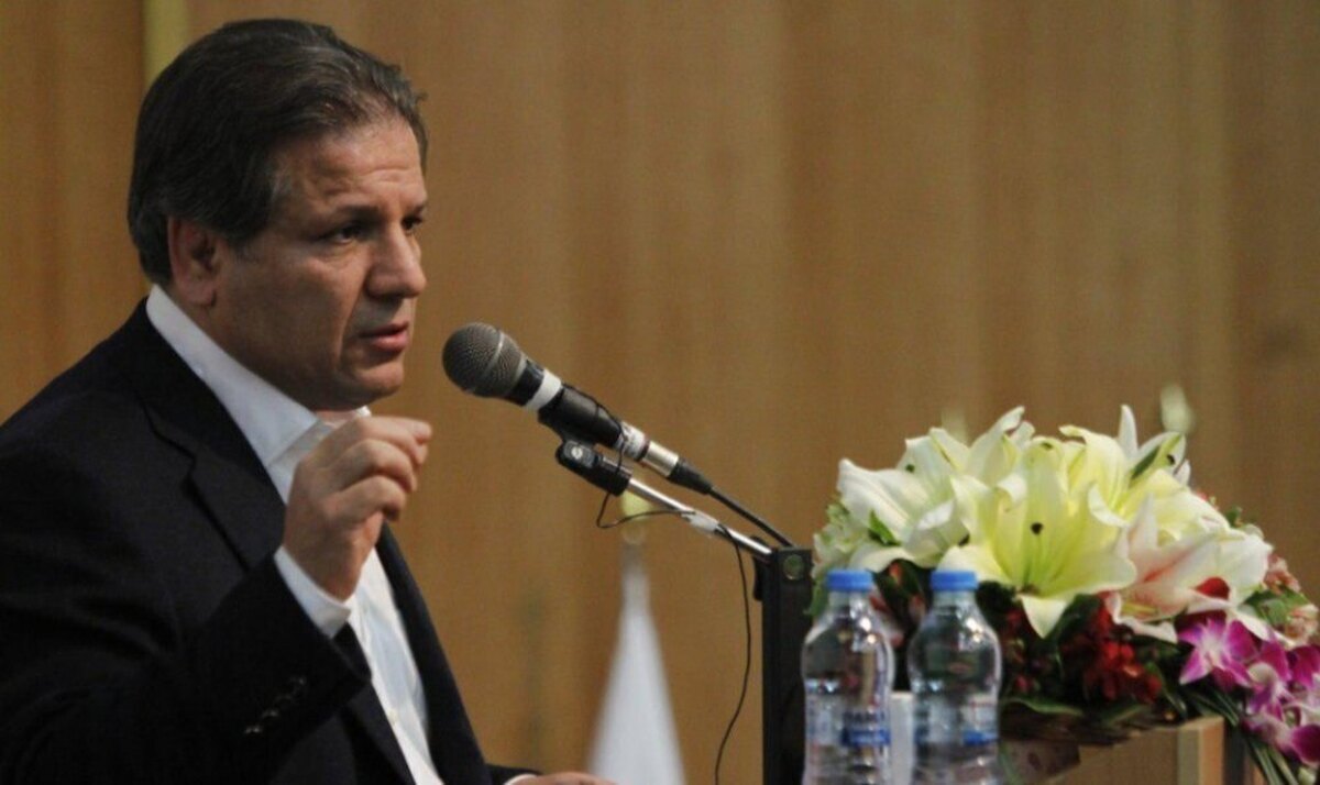 حال علی انصاریِ بانک آینده خوب است! | وجدانم آسوده و قلبم مطمئن است