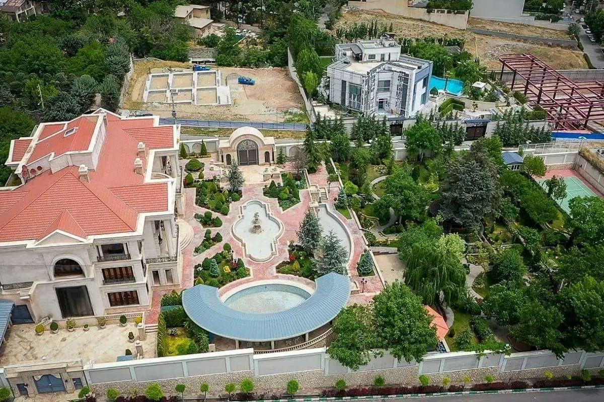 ببینید| ویدئویی از ویلای ۸ هزار متری توقیف شده پرونده چای دبش ببینید| ویدئویی از ویلای ۸ هزار متری توقیف شده پرونده چای دبش