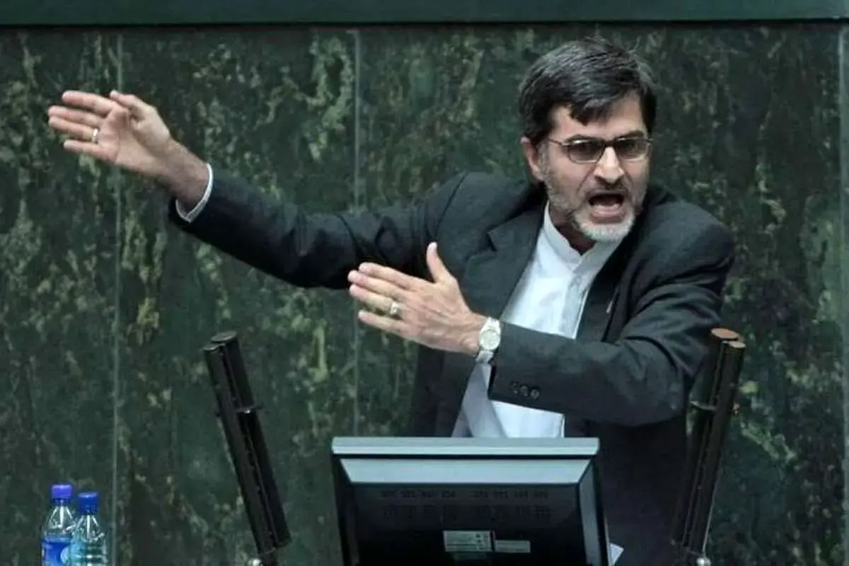 درگیری لفظی در مجلس| کوچک‌زاده: حاجی‌بابایی مجلس را یک‌نفره اداره می‌کند