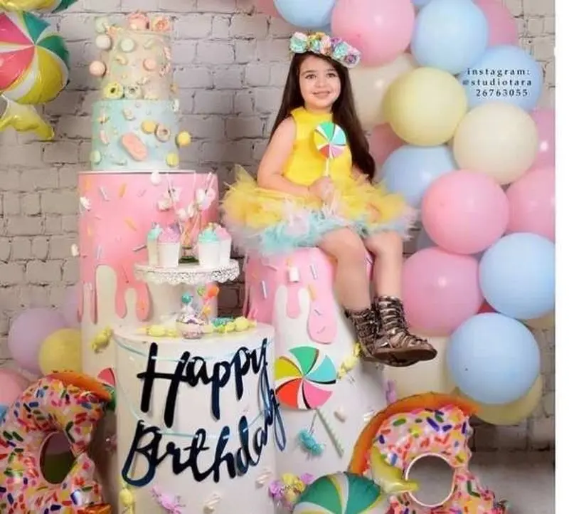 عکسی جذاب از هانا پاک نیت، نوه چشم رنگی محمود پاک نیت عکسی جذاب از هانا پاک نیت، نوه چشم رنگی محمود پاک نیت