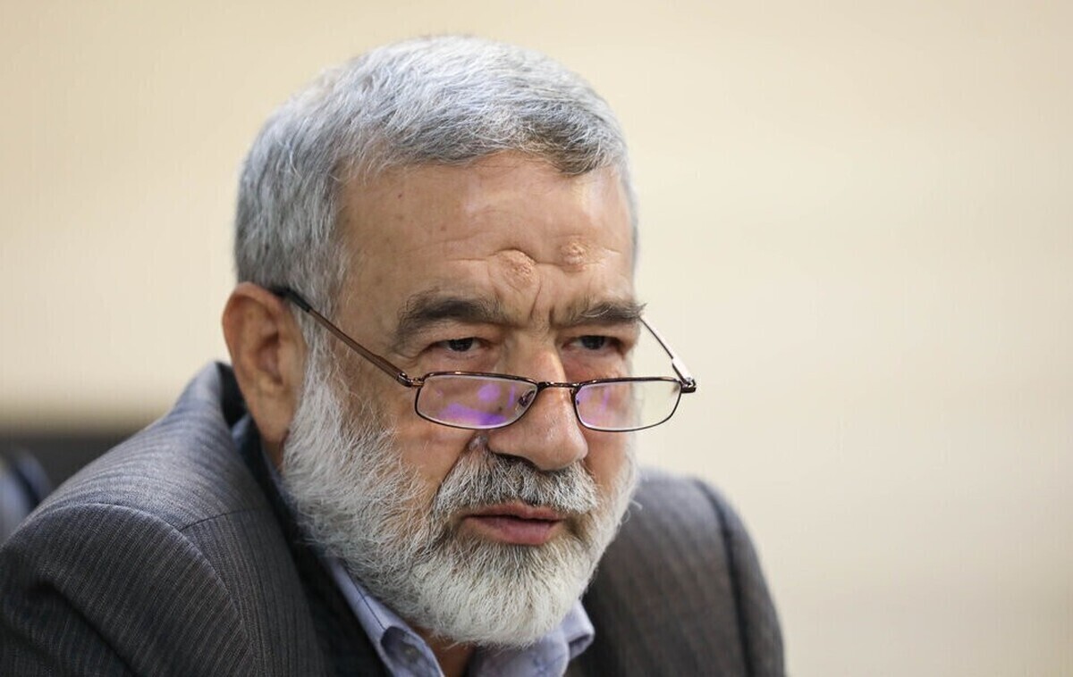 غضنفری: پزشکیان مسبب اصلی فساد و در نتیجه خشکسالی است | تعطیلی دولت بسیاری از مشکلات را حل میکند غضنفری: پزشکیان مسبب اصلی فساد و در نتیجه خشکسالی است | تعطیلی دولت بسیاری از مشکلات را حل میکند