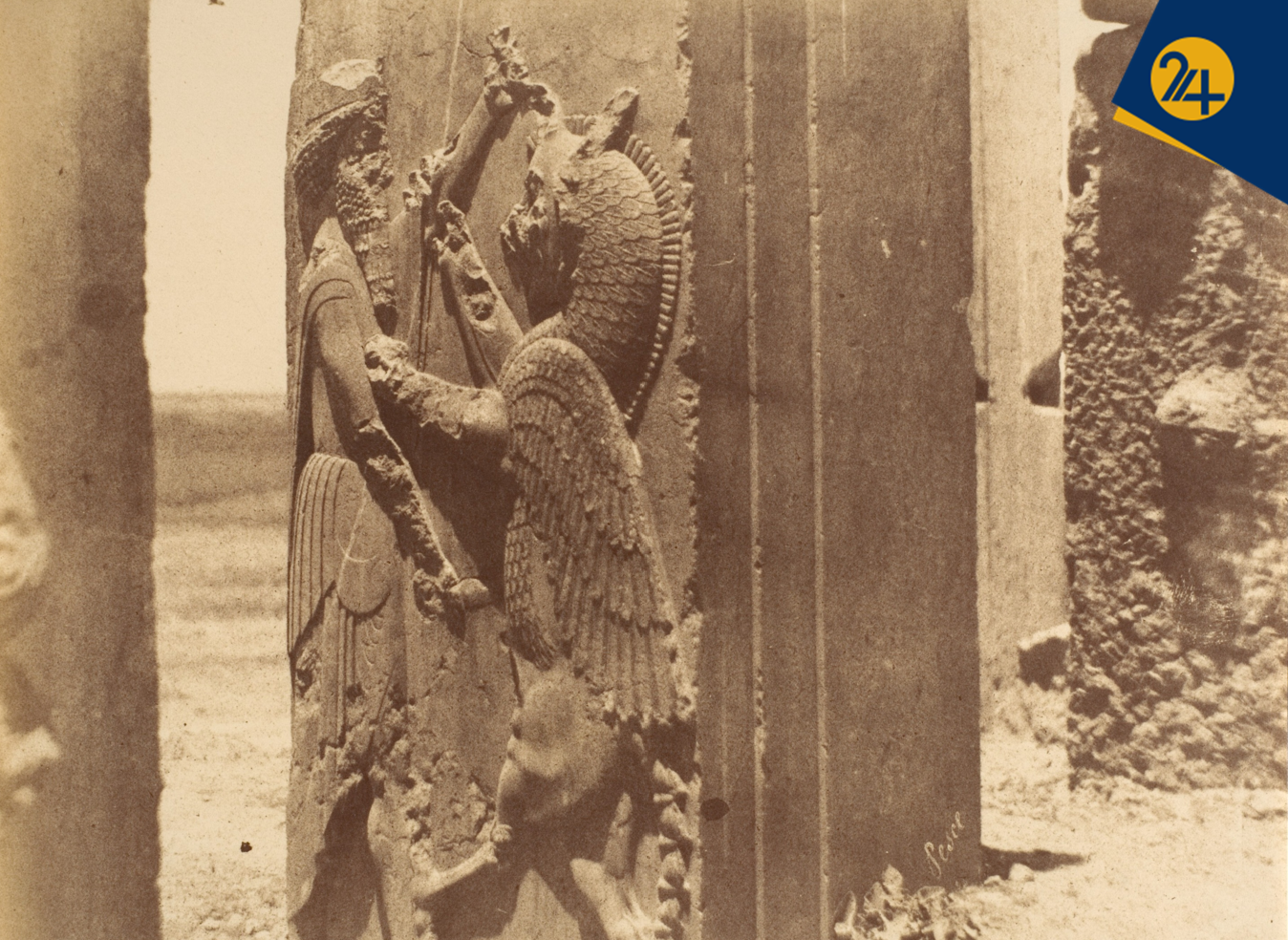 افسر ایتالیایی و تختجمشید | عکاسی که پرسپولیس را برای تاریخ نجات داد +تصاویر افسر ایتالیایی و تختجمشید | عکاسی که پرسپولیس را برای تاریخ نجات داد +تصاویر