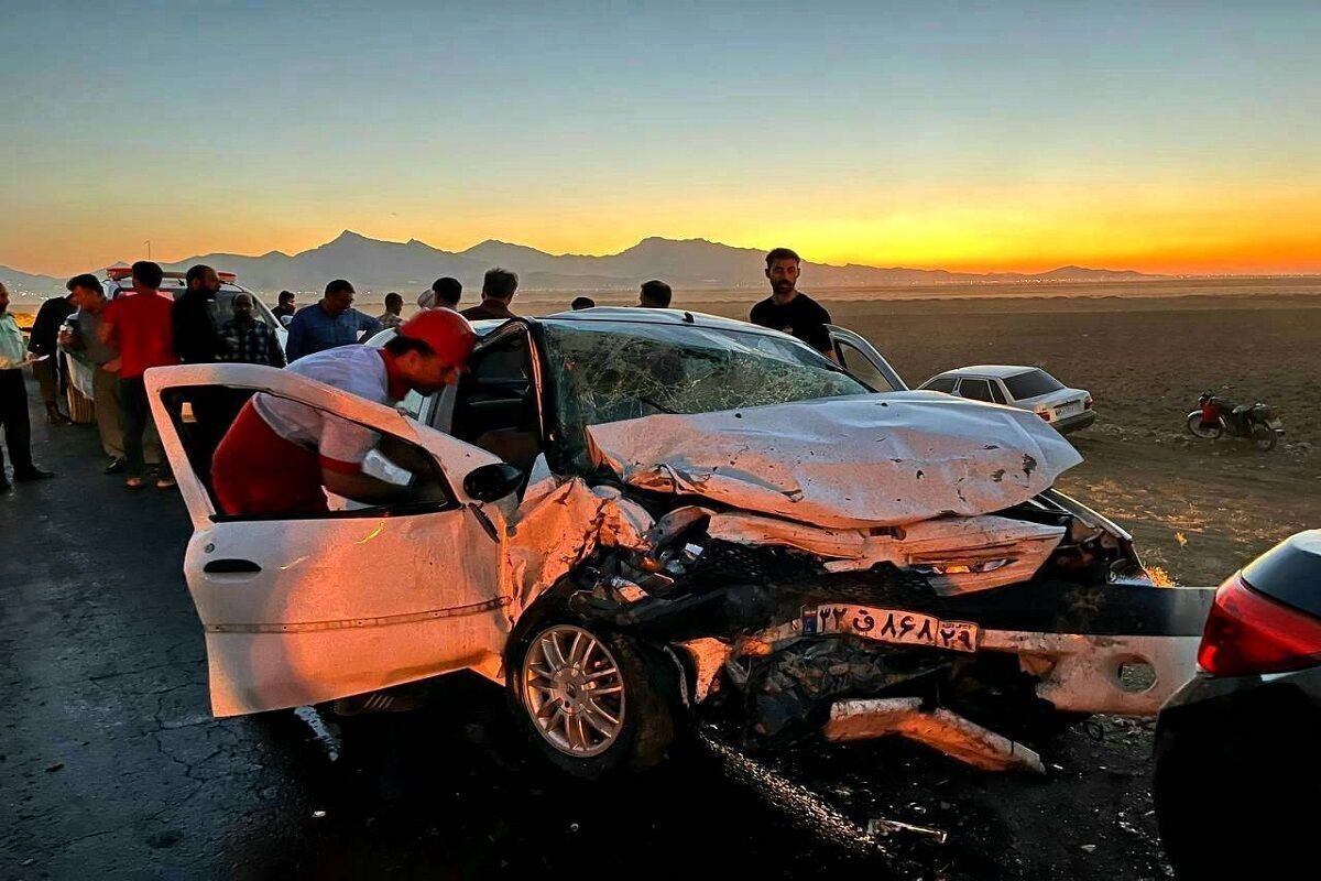 جزئیات تکان دهنده از سانحه رانندگی مرگبار در کرمانشاه جزئیات تکان دهنده از سانحه رانندگی مرگبار در کرمانشاه